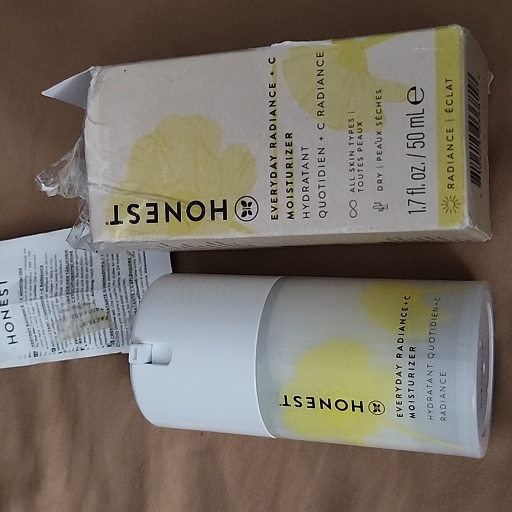 Honest Beauty,Every Day Radiance +C Moisturizer, 1.7 fl oz/50 ml, Brand New
